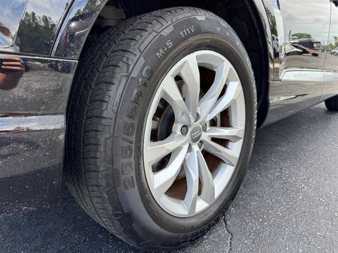 Used 2018 Audi Q7 3.0T Premium Plus AWD/4WD image 10