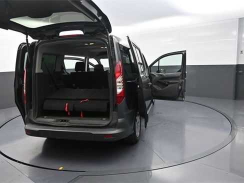 Used 2017 Ford Transit Connect XL image 43