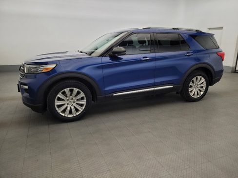 Used 2020 Ford Explorer Limited AWD/4WD image 2