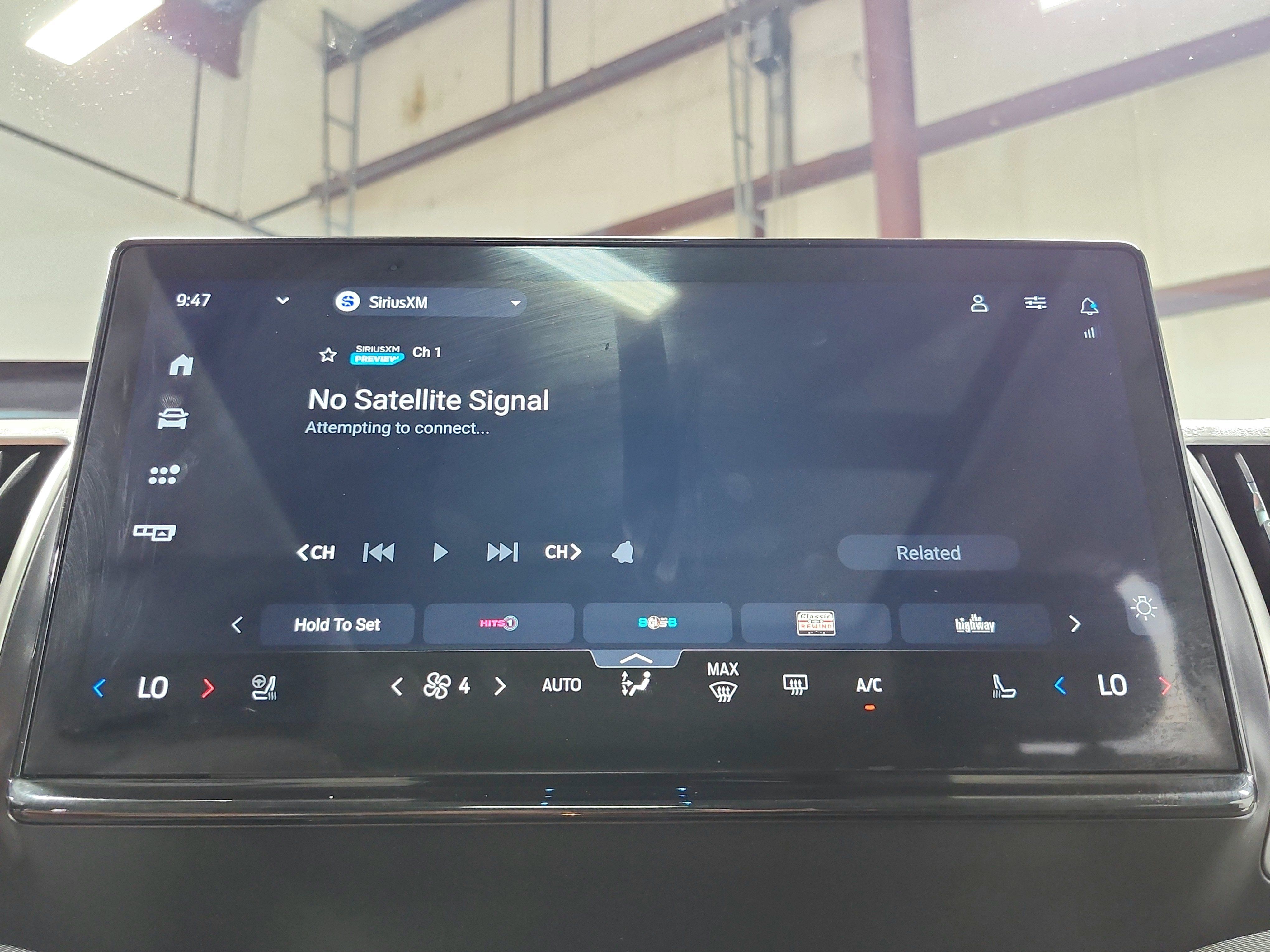 Used 2025 Ford Expedition Active AWD/4WD image 31