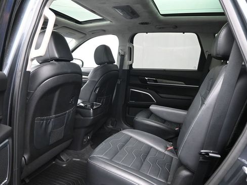 Used 2022 Kia Telluride SX w/ SX Prestige Package AWD/4WD image 24