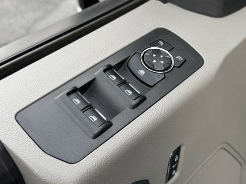 Used 2017 Ford F150 XL w/ Equipment Group 101A Mid image 24