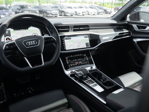 Certified 2025 Audi RS 6 performance AWD/4WD image 10