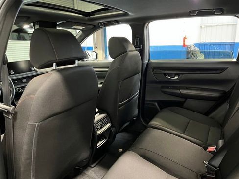 Used 2025 Honda CR-V Sport image 17
