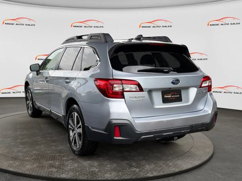 Used 2019 Subaru Outback 2.5i Limited AWD/4WD image 8