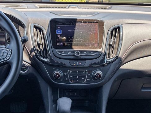 Used 2023 Chevrolet Equinox RS w/ RS Leather Package AWD/4WD image 19