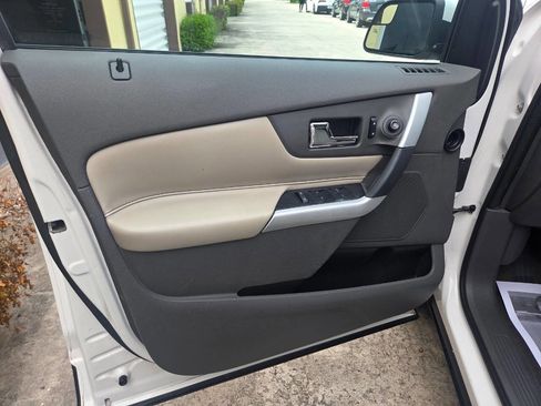 Used 2013 Ford Edge SEL AWD/4WD image 7
