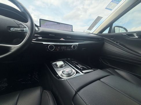 Used 2023 Genesis G80 2.5T image 15