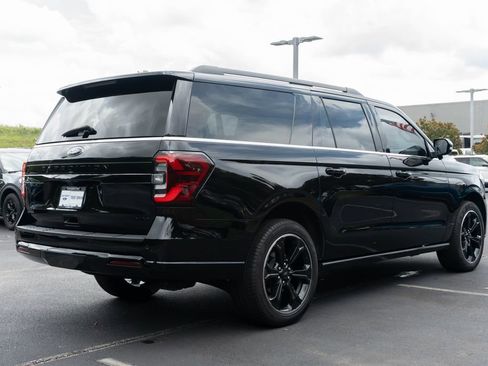 Used 2024 Ford Expedition Max Limited AWD/4WD image 13