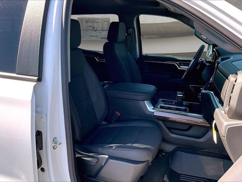 New 2026 Chevrolet Silverado 1500 RST AWD/4WD image 12