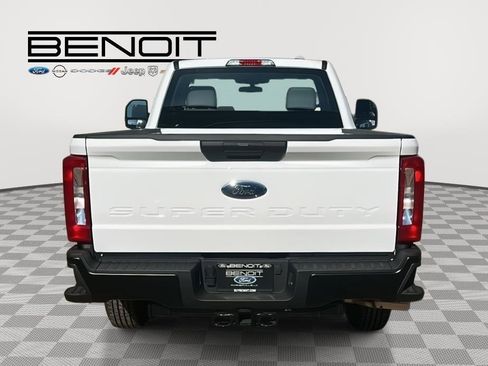 New 2026 Ford F250 XL w/ F-250 >10K GVWR Package image 6