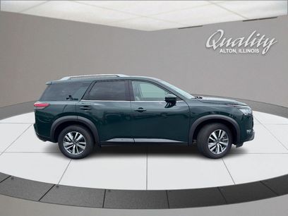 Used 2025 Nissan Pathfinder SL