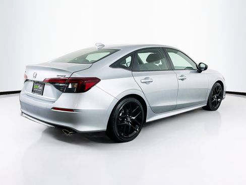 Used 2025 Honda Civic Sport image 9