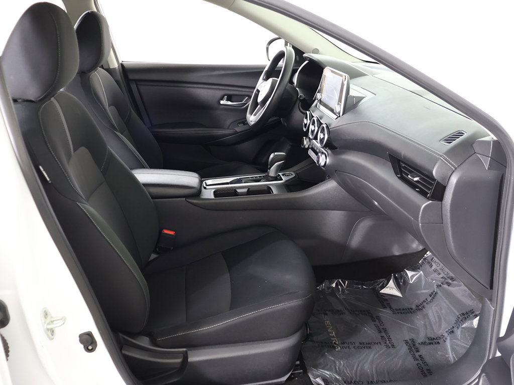 Used 2025 Nissan Sentra SV FWD image 29