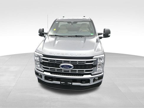 New 2025 Ford F350 XLT image 38