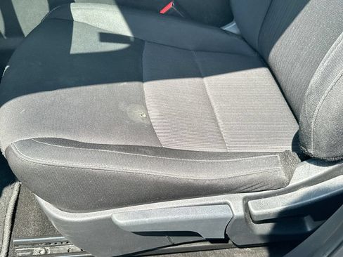 Used 2024 Nissan Sentra SV FWD image 9