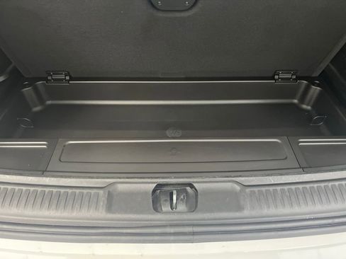 Used 2024 Jeep Wagoneer Series II w/ Flexible Seating Group image 43