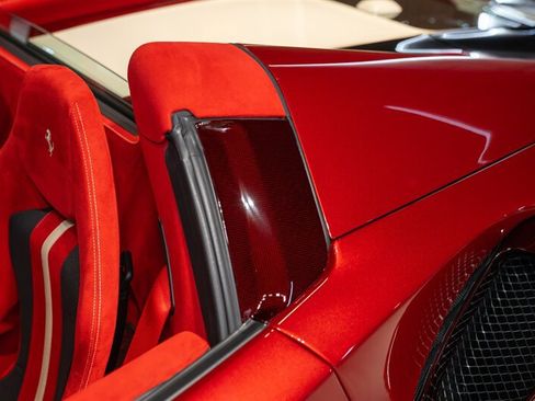 Used 2020 Ferrari 488 Pista Spider RWD image 16