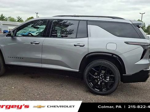 Certified 2024 Chevrolet Traverse RS w/ LPO, Floor Liner Package image 8