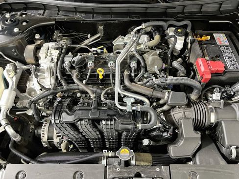 Used 2025 Nissan Altima 2.5 SV FWD image 26