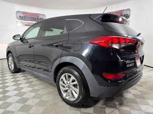 Used 2017 Hyundai Tucson SE image 5