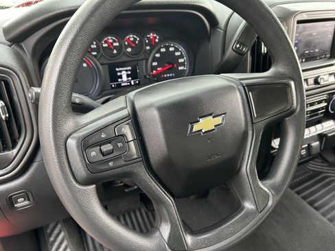 Used 2024 Chevrolet Silverado 1500 Custom image 23