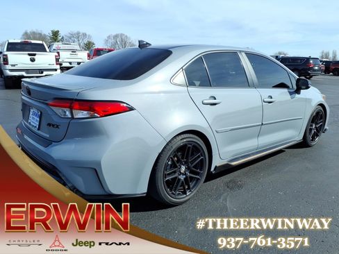 Used 2021 Toyota Corolla SE w/ Carpet Mat Package (TMS) image 7