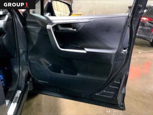 Certified 2025 Toyota RAV4 Limited image 22