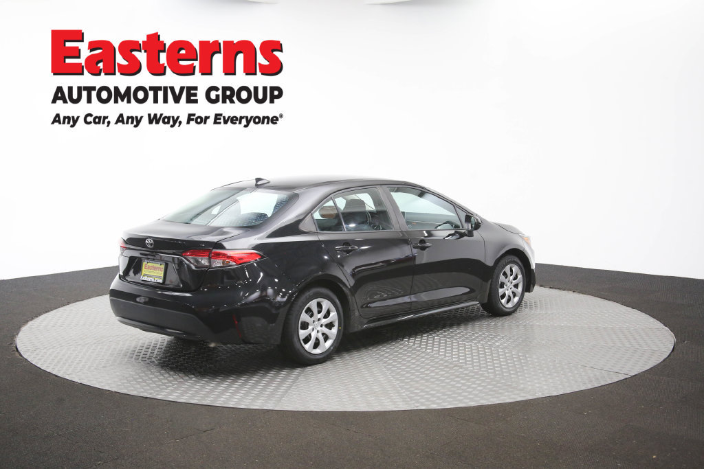 Used 2021 Toyota Corolla LE w/ Carpet Mat Package (TMS) FWD image 44