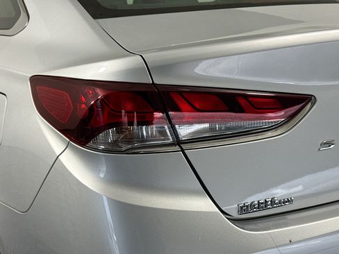 Used 2019 Hyundai Sonata Sport w/ Tech Package 03 FWD image 36