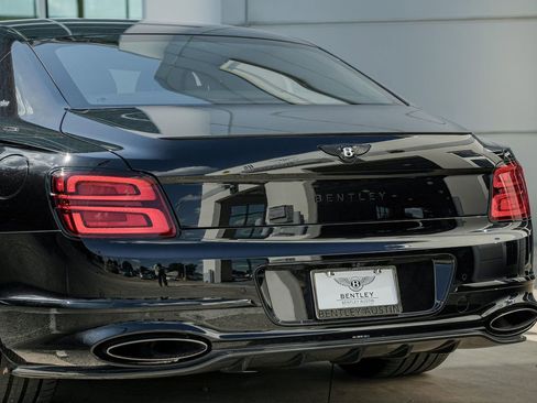 New 2025 Bentley Flying Spur Plug-In Hybrid AWD/4WD image 15