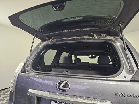 Used 2020 Lexus GX 460 Premium image 17