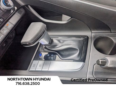 Used 2023 Hyundai Elantra SEL image 16
