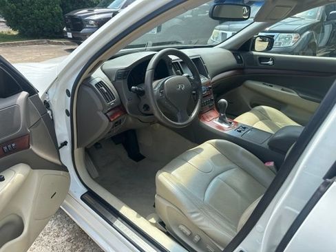 Used 2009 INFINITI G37 x Sedan w/ Premium Pkg AWD/4WD image 9