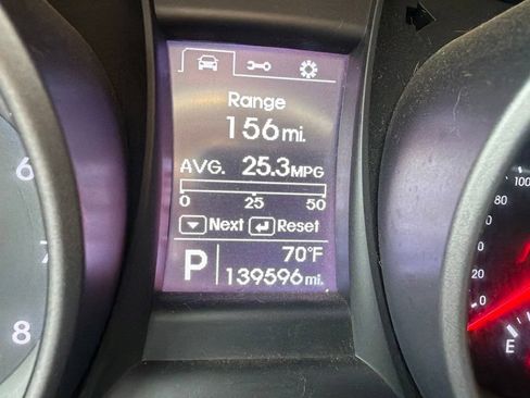 Used 2014 Hyundai Santa Fe Sport AWD/4WD image 14