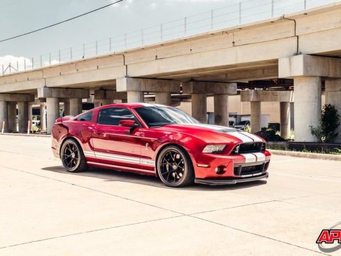 Used 2014 Ford Mustang Shelby GT500 w/ Equipment Group 821A RWD image 59