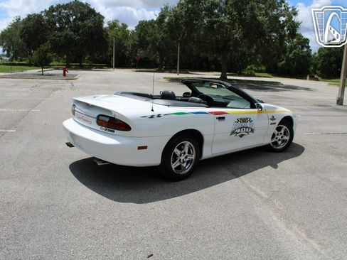 Used 1997 Chevrolet Camaro Z28 image 33