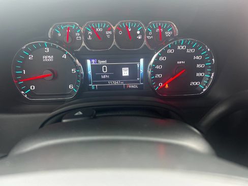 Used 2018 GMC Yukon XL SLT image 7