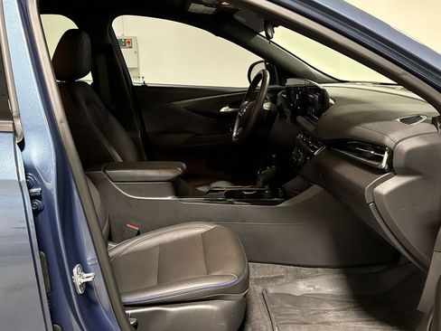 Used 2025 Buick Envista Sport Touring w/ Convenience I Package image 21