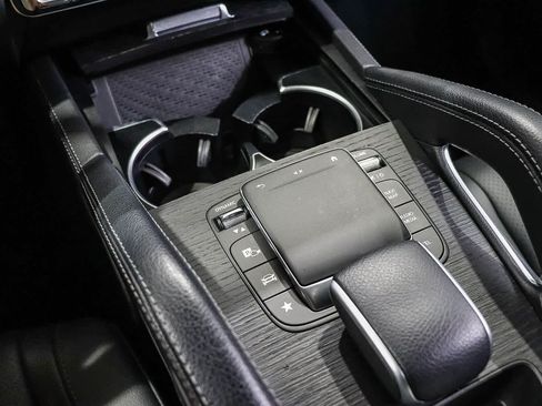 Used 2023 Mercedes-Benz GLE 350 4MATIC image 23