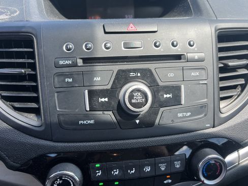 Used 2015 Honda CR-V LX image 29