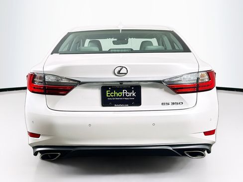 Used 2018 Lexus ES 350 w/ Luxury Package w/Wood Trim FWD image 7