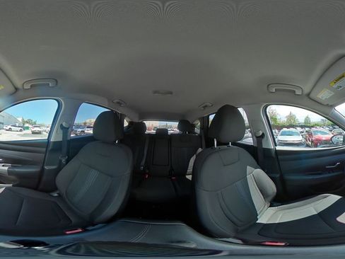 Used 2025 Hyundai Tucson SEL AWD/4WD image 43
