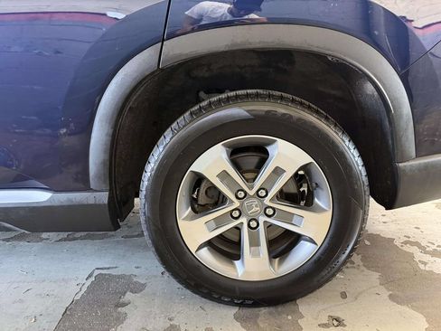 Used 2025 Honda Pilot EX-L image 5