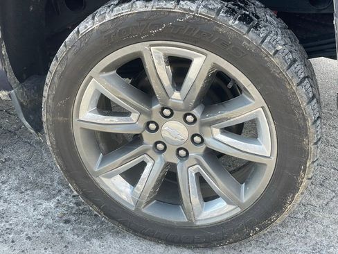 Used 2018 Chevrolet Silverado 1500 LTZ Z71 w/ Centennial Edition image 33