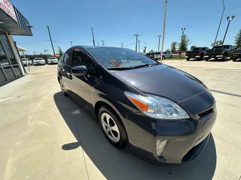 Used 2015 Toyota Prius Three FWD image 7