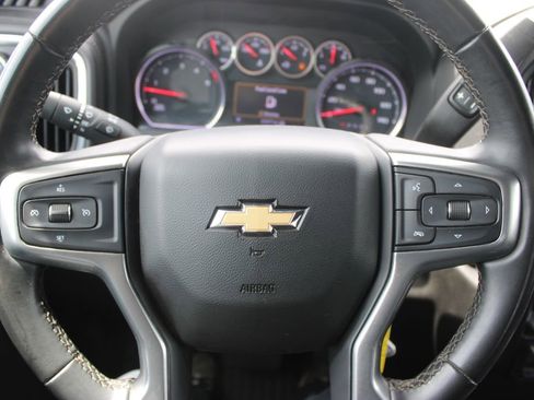 Used 2023 Chevrolet Silverado 2500 LT AWD/4WD image 32