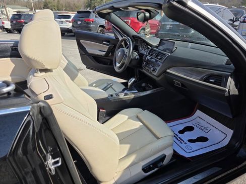 Used 2015 BMW 228i Convertible image 15