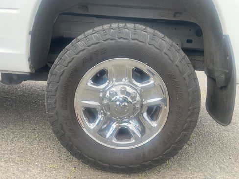 Used 2017 RAM 2500 Tradesman w/ Chrome Appearance Group AWD/4WD image 21