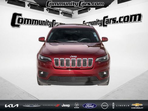 Used 2019 Jeep Cherokee Latitude w/ Popular Appearance Group image 10